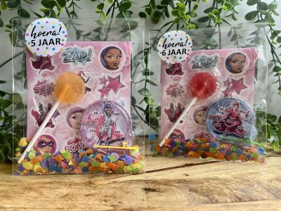 Supergirls flipperspel traktatie