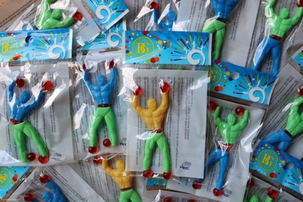 Superhelden raamloper traktatie 