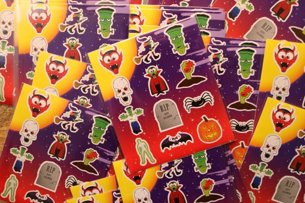 Halloween monster traktatie Halloween monster traktatie