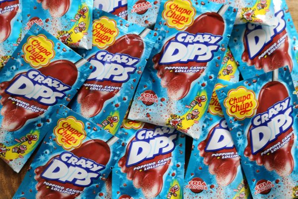 Crazy dips (blauw) vlinder bellenblaas traktatie Crazy dips (blauw) vlinder bellenblaas traktatie