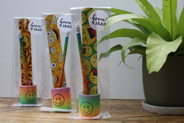 Regenboog traktatie smiley Regenboog traktatie smiley
