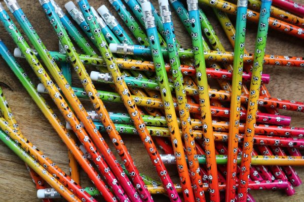 Klaparmband glitter traktatie smiley Klaparmband glitter traktatie smiley