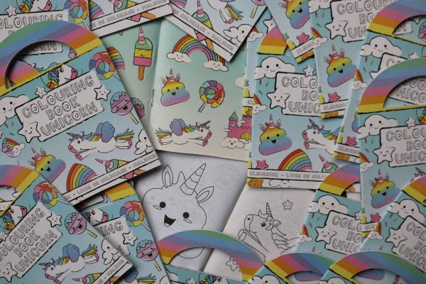 Traktatie Unicorn kleurboekje met potloodjes (2) Traktatie Unicorn kleurboekje met potloodjes (2)