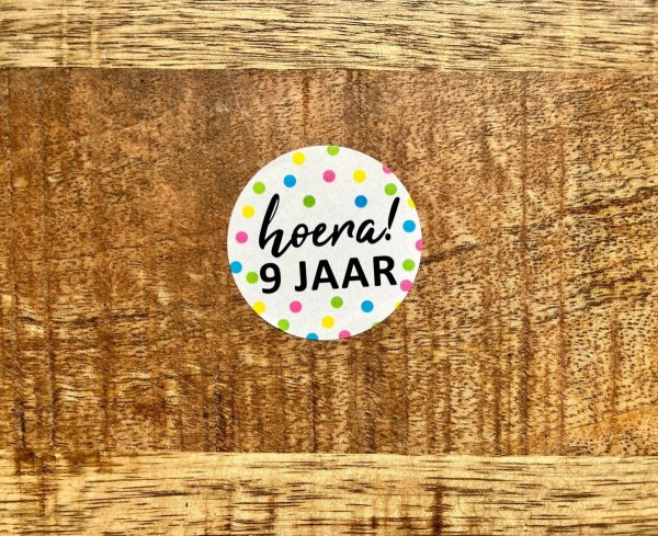 Sticker hoera 9 jaar (2) Sticker hoera 9 jaar (2)